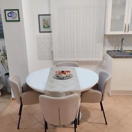 Appartamento In Zara